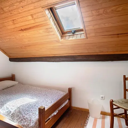 Holiday home Casa Do Largo Mendiga