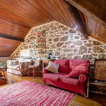 Holiday home Casa Do Largo Mendiga