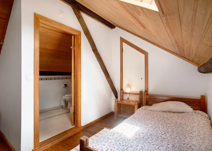 Дом отдыха Casa Do Largo Mendiga